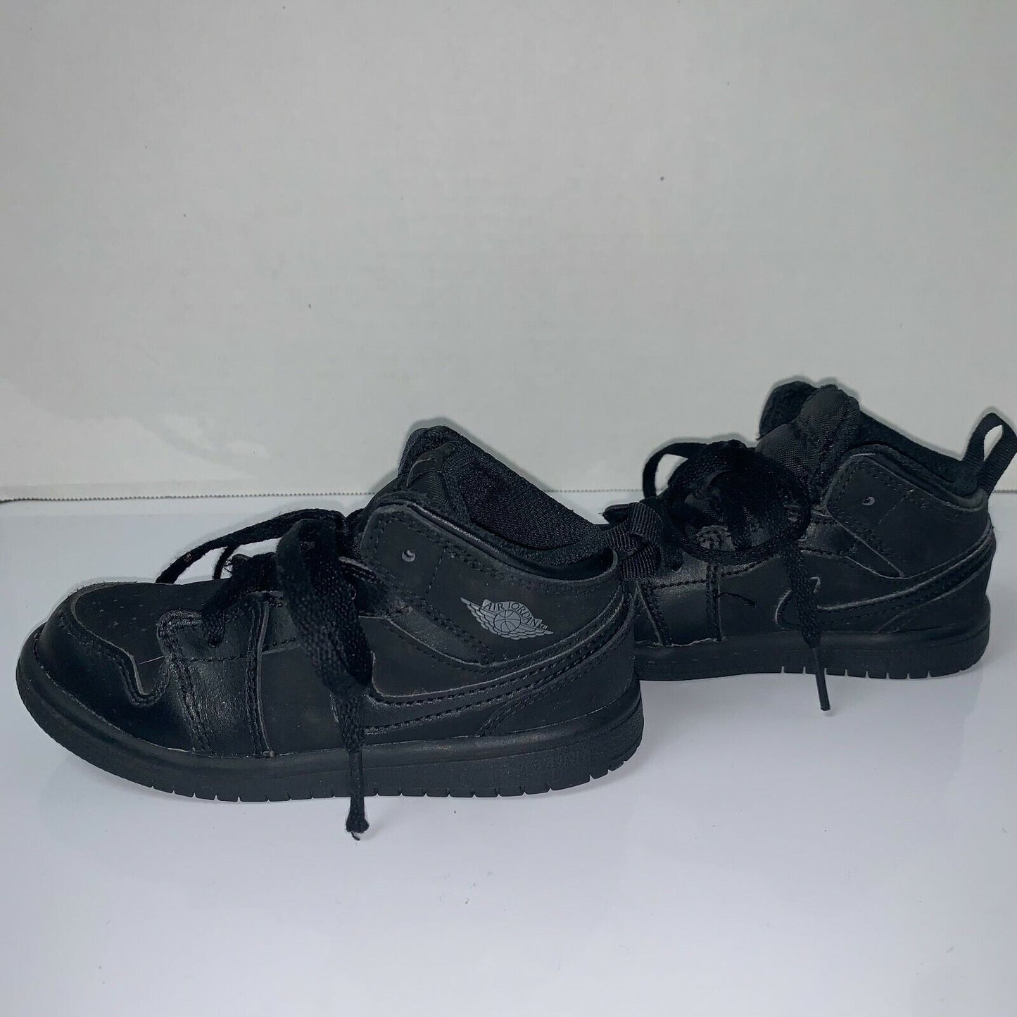 Pre-Owned Nike Dunks for Boys, Black, Sz 9c
